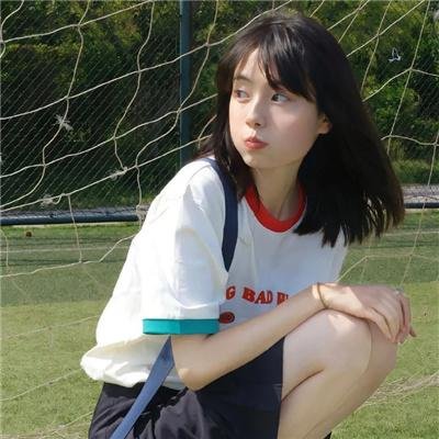 她不当女主很多年